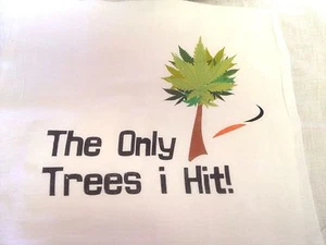 Disc Golf Handtuch "The ONLY Trees I Hit!" Lustiges Zitat kann GRATIS personalisiert werden! - Bild 1 von 3