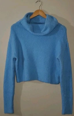 Free People小号水蓝色毛衣领二手状况完好 — 第 1/4 张图片