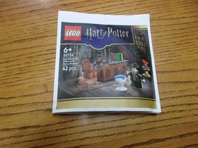 New 2026 Lego Harry Potter 30724 Dumbledore's Office with Harry Potter PB Set