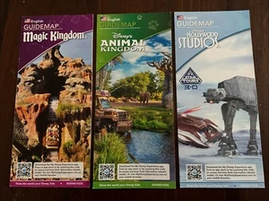 Disney World Retired Guide Maps Set English - Picture 1 of 1