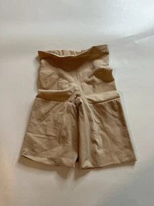 Spanx Shaper Short Damen Small Shapewear weich nude leicht 6" nahtlos - Bild 1 von 4