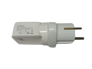 Alimentatore Universale Smartphone Dual USB 3.1AMP Output: 5V DC, 3.1A  Gecko - Foto 1 di 7