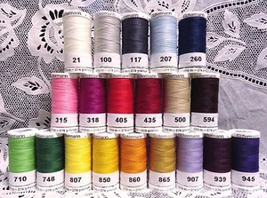 20 NEUE verschiedene Farben GUTERMANN 100% Polyester Nähgarn 274 Yard Spulen - Bild 1 von 1