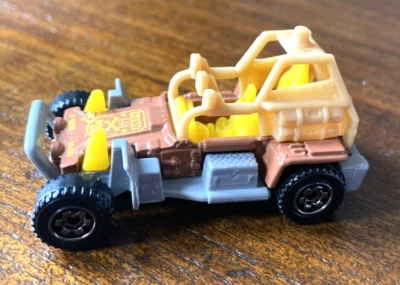 Coche buggy Matchbox 2013 Sahara Sand Dogs Sweeper Desert Dune 1:64 MB910 Foto 1 de 4