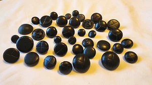 38 botones de caña de fútbol vintage de aspecto de cuero y cuero varios 1/2" - 1 1/8" - Imagen 1 de 5