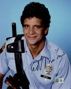 ED MARINARO SIGNED AUTOGRAPHED 8x10 PHOTO HILL STREET BLUES RARE BECKETT BAS - Picture 1 of 2