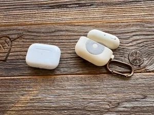 Apple AirPods Pro 1. Generation - Bild 1 von 8