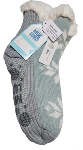Nwt MUK LUKS Small/Med Snowflakes ALOE INFUSED SOCKS Cabin Socks Warm & Toasty - Picture 1 of 3