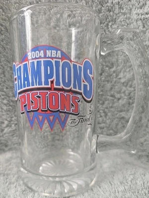 Vintage 2004 NBA Champions Detroit Pistons Glass Mug - Image 1 of 4