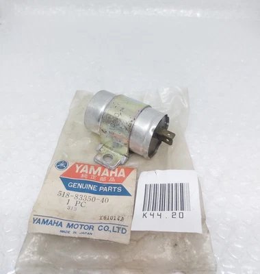 OEM YAMAHA V75E V75 E U7E AS1 AS2 AS3 RD125 12V FLASHER RELÈ ASSY 12V NOS JAPAN - Immagine 1 di 4