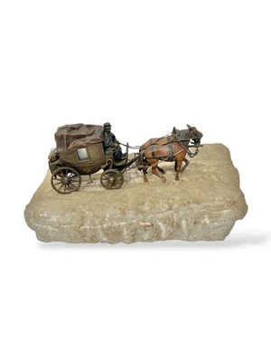 Entrenador de escenario Franz Bergman bronce / caballo y carruaje Foto 1 de 4