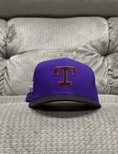 NEW ERA 59FIFTY T-DOT TEXAS RANGERS- PURPLE/BLACK/RED / 7 1/8 Hat Club - Picture 1 of 1
