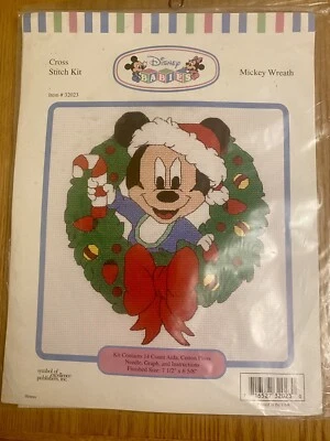 Disney Bebés Punto de Cruz Kit (Navidad) Mickey Corona Artículo # 32023 Foto 1 de 4