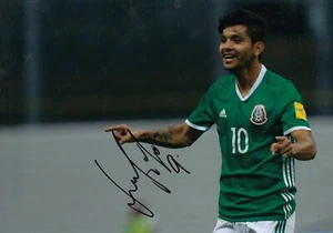 Football - Jesus Corona - Hand Signed A4 Photograph - Mexico - COA - Picture 1 of 1