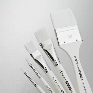 Pro Arte - Artists Polar White Nylon Brushes - Flat - Series 32 - Picture 1 of 1