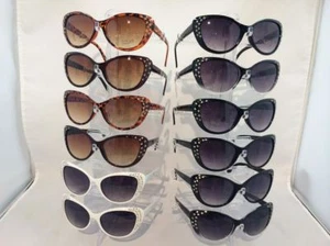 GL909 CAT-EYE WOMEN FASHION SUNGLASSES WITH RHINE-STONE Wholesale 12 Pair - Picture 1 of 5