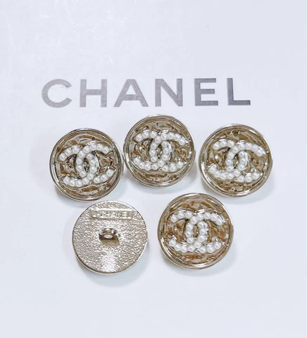 Chanel Vintage Parts Button Silver Pearl Coco 5 pieces Set Free shipping Cover