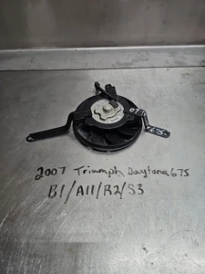 2007 07 TRIUMPH DAYTONA 675 RADIATOR FAN - Picture 1 of 4