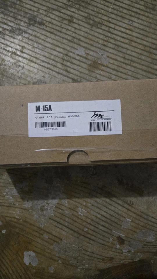 MIDDLE ATLANTIC Products M-15A 4" MPR 15A Duplex Module - Image 1 of 1