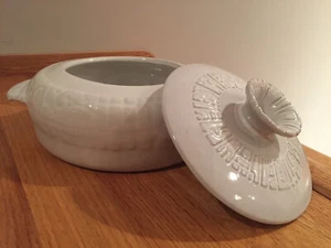 Cazuela cubierta de arena blanca azteca Frankoma cerámica maya 1 qt 7 V frijoles - de colección - Imagen 1 de 10