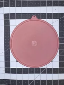 Vintage Tupperware 8” Pink Round Wonderlier Replacement Lid With Y Tab 229-33 - Picture 1 of 2