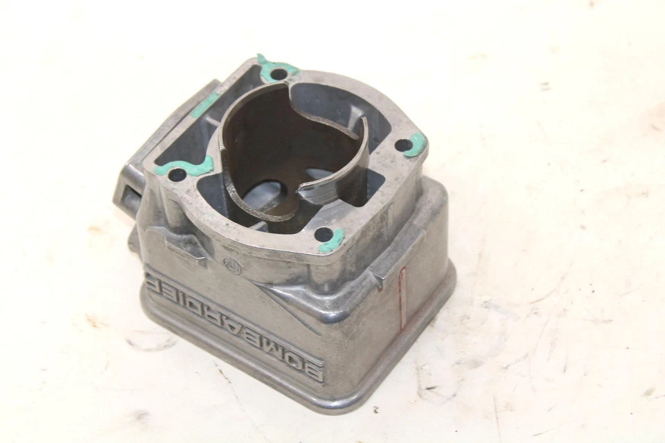 Ski-doo Formula Sls 500 L/C 1996 OEM cilindro de diámetro STD 65,5 420923145 SS66 Foto 1 de 4