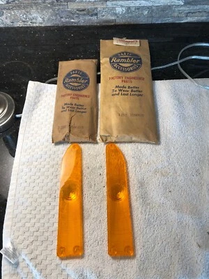 Nuevo de Lote Antiguo 1963 Rambler 3166478 3166479 AMC Rambler Lámpara de Estacionamiento Lentes de Luz Foto 1 de 4