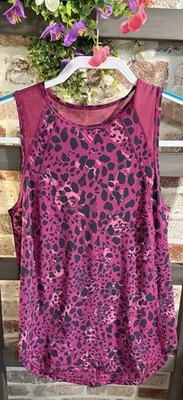 Regata Lululemon Magenta Animal Print Racerback - PTP 15” Tamanho 8 - Imagem 1 de 4