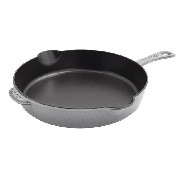 [VENTA FLASH] Sartén profunda tradicional de hierro fundido Staub de 8,5 pulgadas, gris grafito Foto 1 de 4