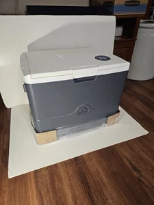 Igloo Iceless 40qt Enfriador Termoeléctrico Portátil - Gris NUEVO Caja Abierta. - Imagen 1 de 10