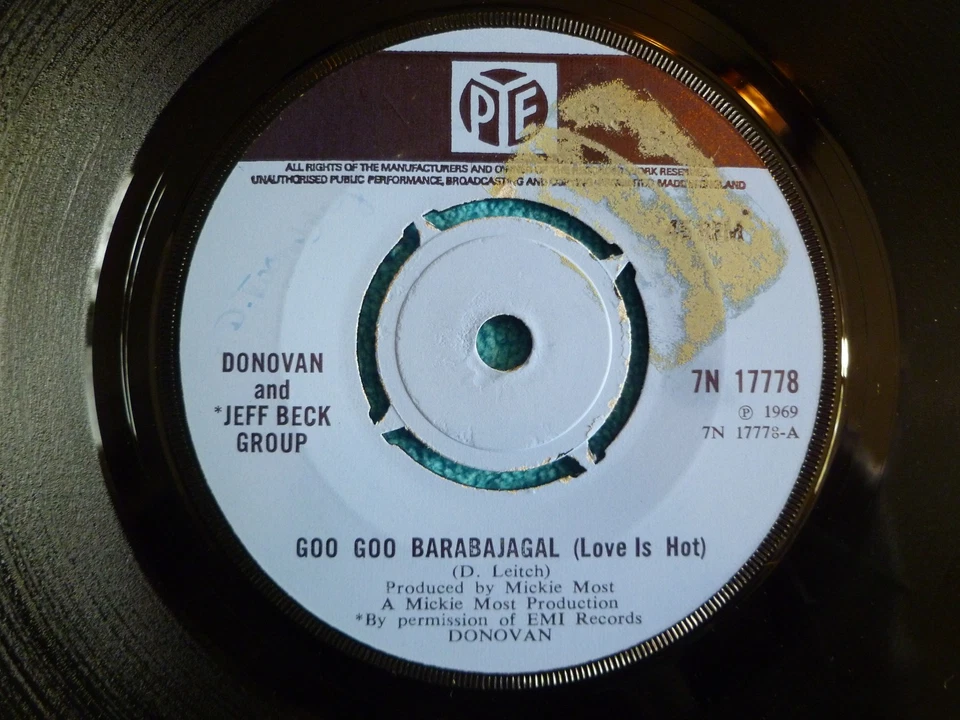DONOVAN & JEFF BECK GROUP Goo Goo Barabajagal (Love Is Hot) 45 rpm PYE 1969 UK - Image 1 of 1