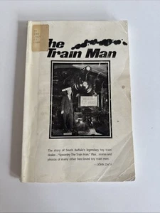 The Train Man la storia di Buffalo's "Spoonley The Train Man" Buffalo NY J. Zach - Foto 1 di 11