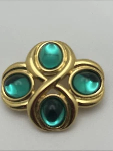 Monet Signed 1980s Green Gripoix Glass Cabochon Gold Tone Pin Brooch EXC 1.5” - Picture 1 of 6