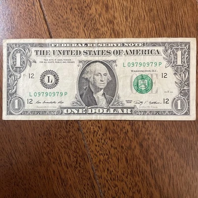 Números de serie de lujo “REPETIDOR” trinario más antiguo $1 2009 L (09790979) P Foto 1 de 4