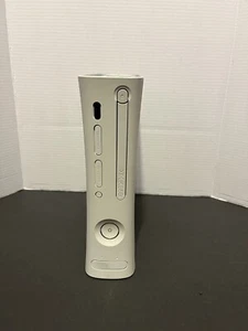 Microsoft Xbox 360 Arcade Launch Edition - Picture 1 of 6