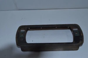 1970's LUCAS TRIUMPH DOLOMITE LOTUS AUSTIN MARINA PARK LIGHT HOUSING BRACKET - Picture 1 of 6