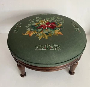 Antique 19th C Victorian Foot Stool Christmas Poinsettia Needle Work - Picture 1 of 8