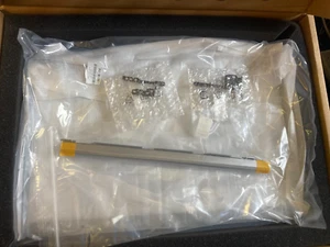 NEW GENUINE HP M51609-001 HINGE KIT WITH BEZELS EliteBook 840 Aero G8  (INC VAT) - Afbeelding 1 van 3
