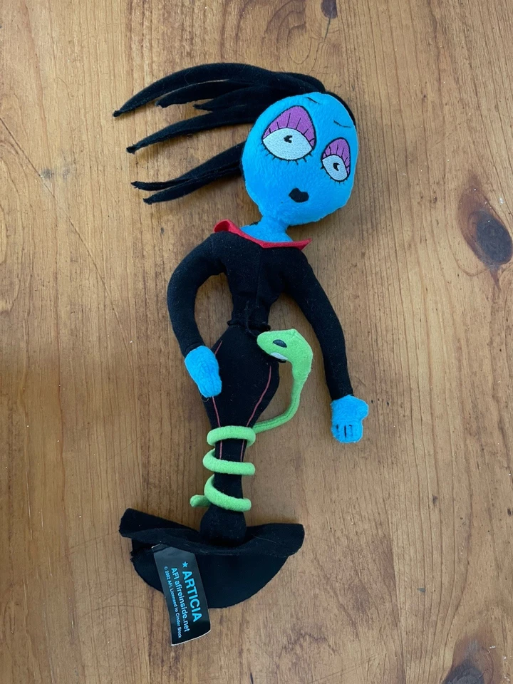 AFI ARTICIA RARE -2002 PLUSH DOLL- OFFICIAL MERCHANDISE -EXCELLENT CONDITION - Image 1 of 4