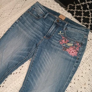 Driftwood Jeans 29x30" Audrey Blumen bestickt Vogel gerade Sundance Katalog  - Bild 1 von 14