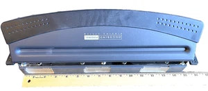 GBC Docubind Personal Presentation Binding System Machine ~ CombBIND ~ #7704100 - Picture 1 of 5