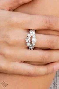 Paparazzi  "A-List Ambience" White Pearl & Rhinestone Silver Flex Fit Ring - Picture 1 of 2