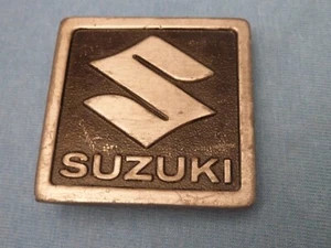 VINTAGE SUZUKI GS1000 GT750 T500 BELT BUCKLE - OWNERS MANUAL LISTED AS WELL - Picture 1 of 3