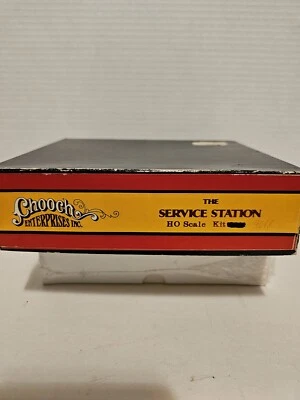 Chooch Enterprises HO SERVICE STATION #9111 Unassembled Kit - Image 1 of 4