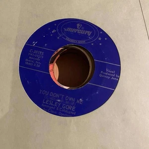 Lesley Gore – Judy's Turn To Cry / You Don't Own Me 45RPM VG+ R49 - Foto 1 di 2