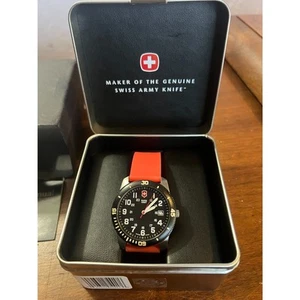 Vintage Wenger Swiss Military quartz watch 7290X w/box - Picture 1 of 5