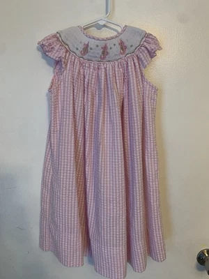 The Bailey 男孩女孩缩褶海马连衣裙 4 码 — 第 1/4 张图片