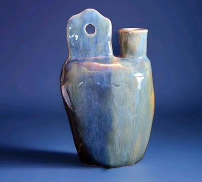 Vintage 9" Green/Blue Glaze Ceramic Art Studio Pottery Hanging Flask/Vase Signed — 第 1/4 张图片