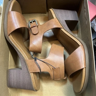 Frye & Co. - Image 1 of 4