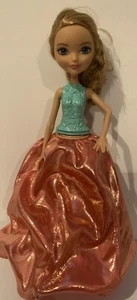 Muñeca de moda mágica Ever After High Ashlynn Ella 2 en 1 Mattel - Imagen 1 de 7